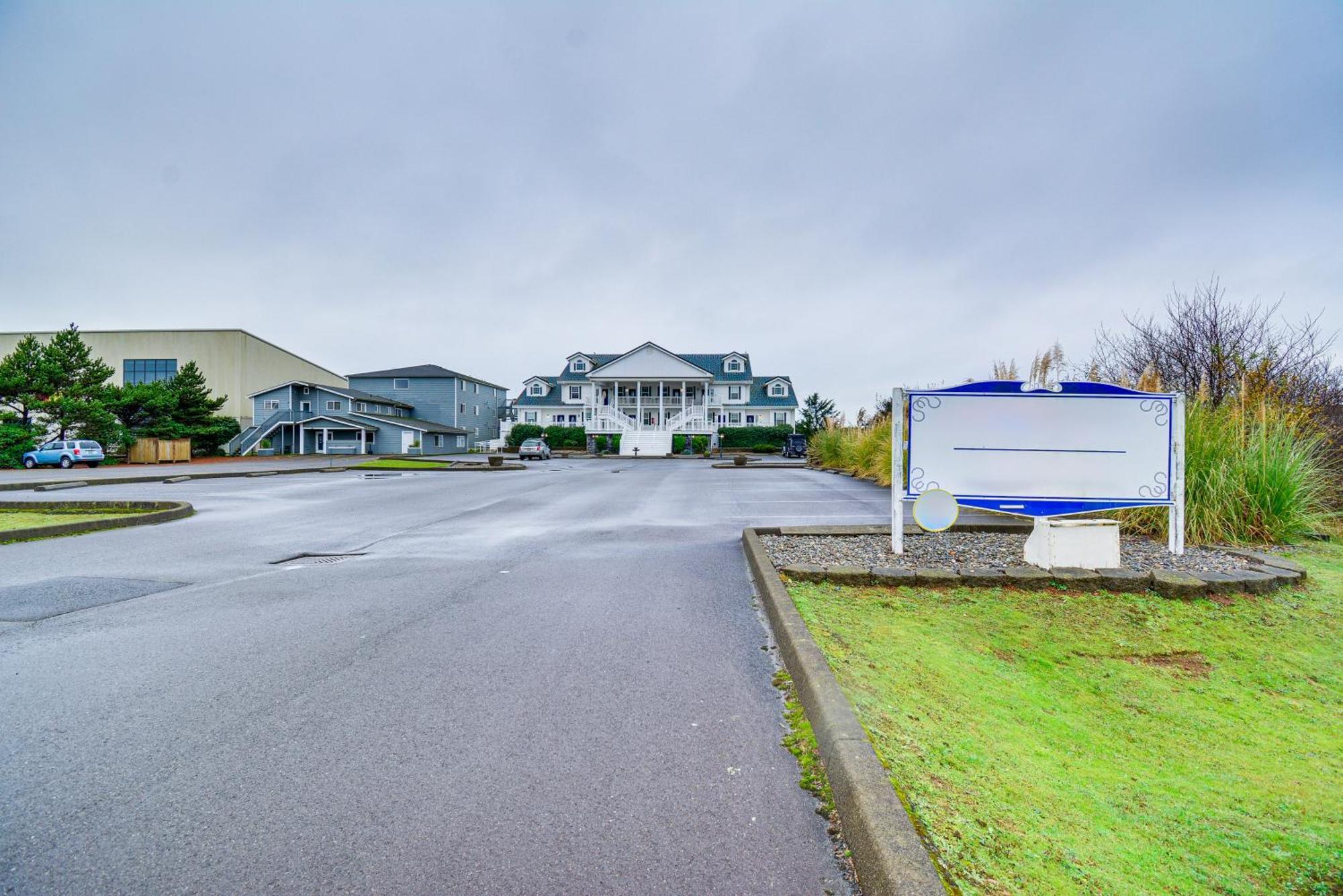 Ocean Shores Condo Rental With View - Walk To Beach! Eksteriør billede
